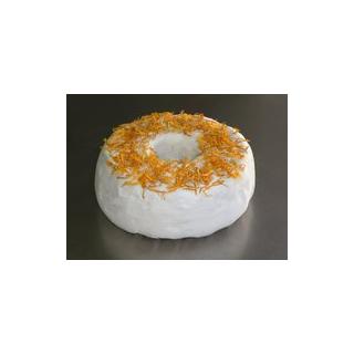 Dorfkäse mit Ringelblumen